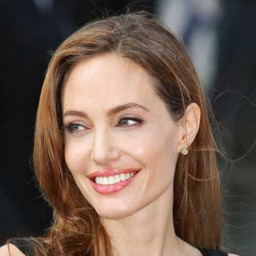 Angelina Jolie