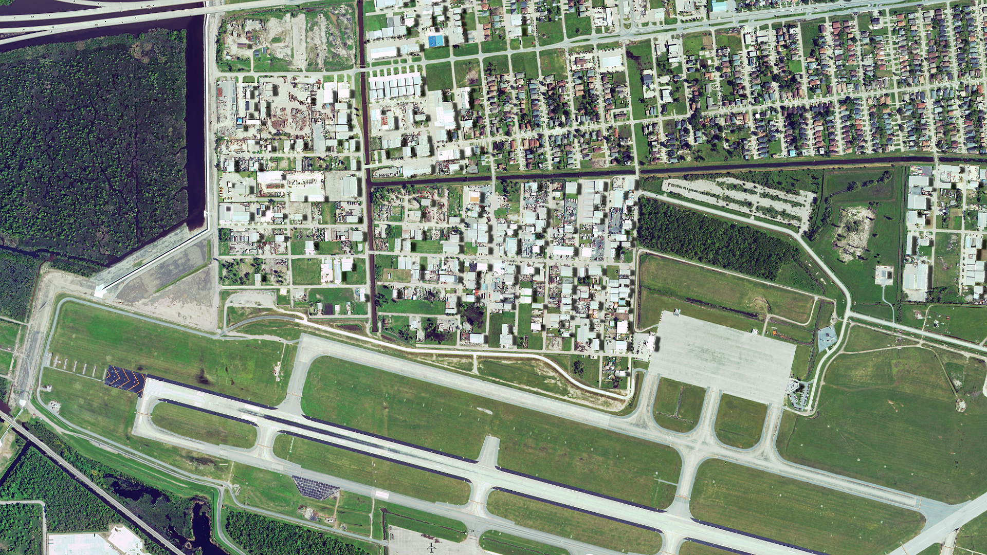 Tower!2011:SE - New Orleans [KMSY] Airport