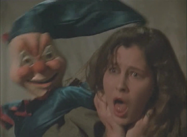 RiffTrax: Ghosthouse